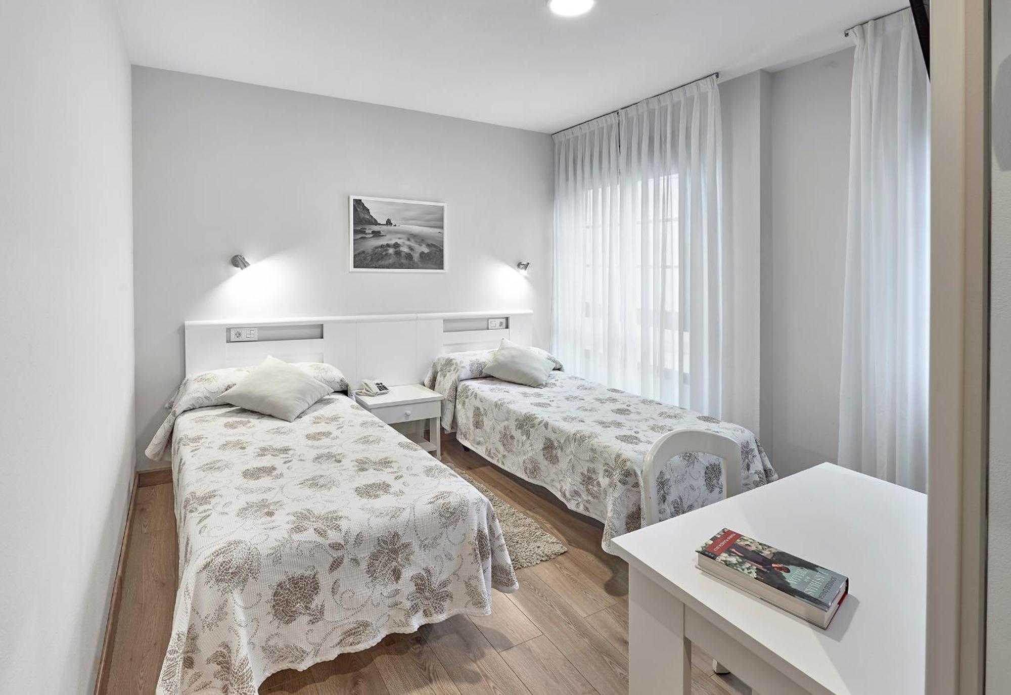 Hotel Rico Luarca Ngoại thất bức ảnh