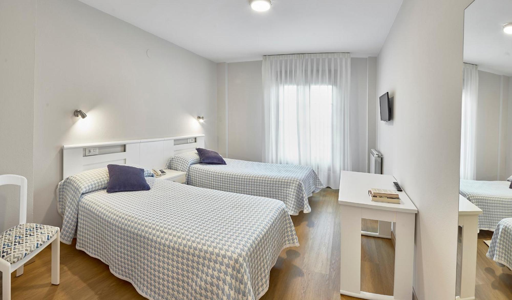 Hotel Rico Luarca Ngoại thất bức ảnh