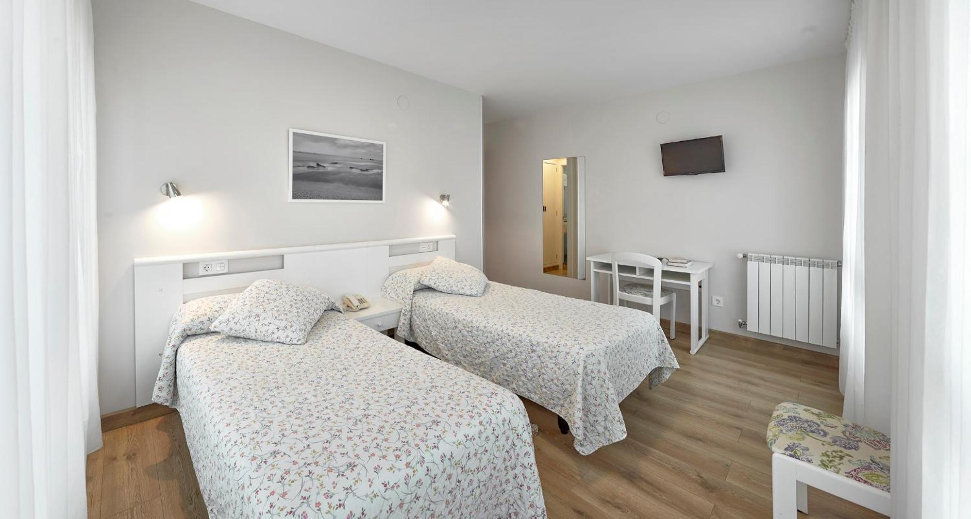 Hotel Rico Luarca Ngoại thất bức ảnh